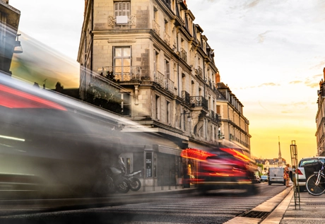 Enhanced road safety with vehicle tracking
